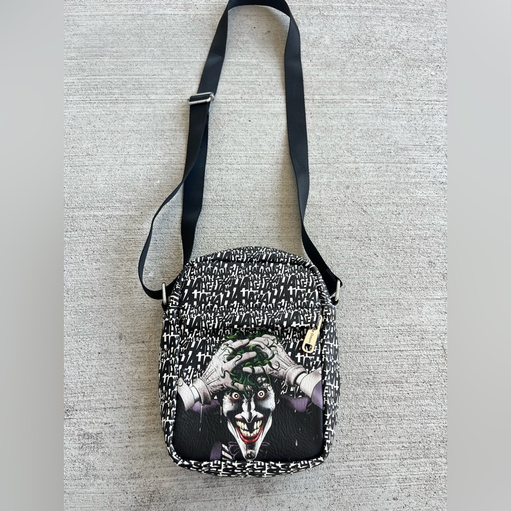 Buckle-Down Joker Crossbody Bag | DC Comics | Like New
